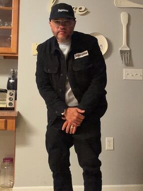 Meet your Posher, Jose